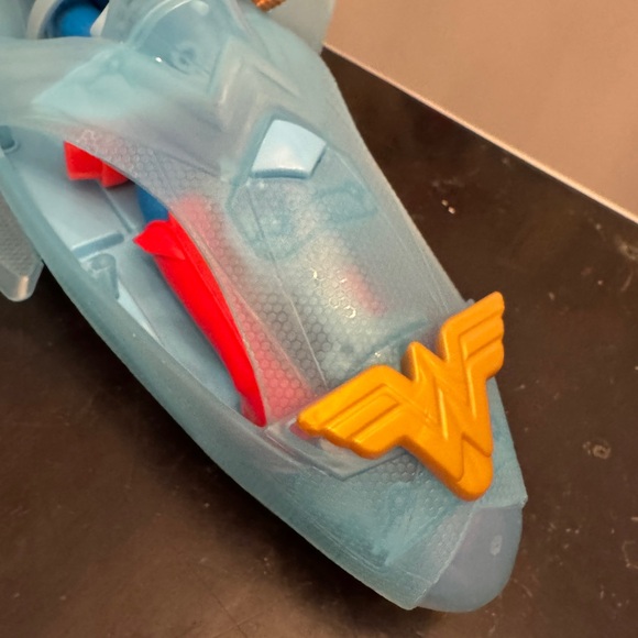 DC Superhero Girl Wonder Woman Invisible Plane and 12” Doll. - Picture 2 of 4